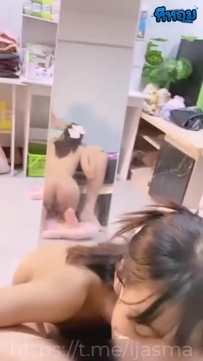 หลุดสาวแว่นนักศึกษา หุ่นบางกรอบ โม๊กควยโคตรเก่ง ทั้งดูดทั้งขย่มควยอย่างเด็ด
